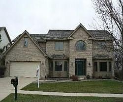 2nd image of 629 Clarendon Ln