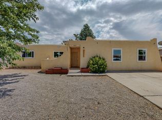300 Gaslight Ln SW, Albuquerque, NM 87121