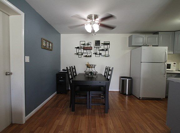 4th image of 20 Dennis Ct #20