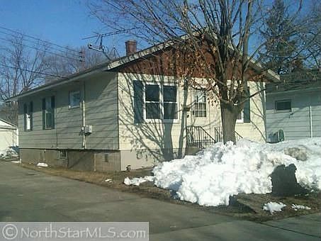 1st image of 231 31st Ave N