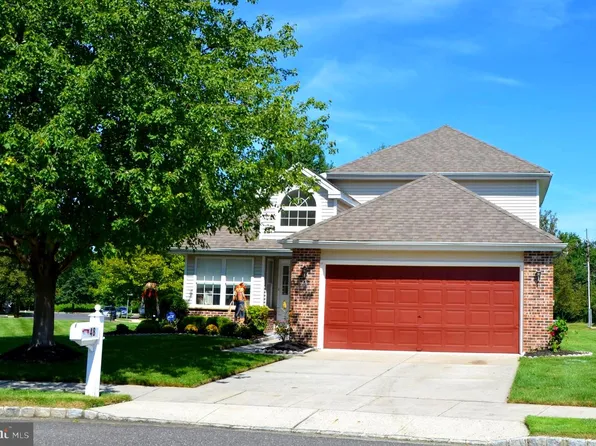 48 Clifford Ct, Mount Laurel, NJ 08054