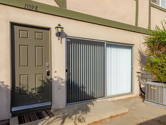 4th image of 1109 W Francis St #E