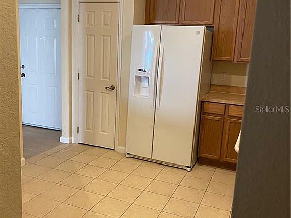 4th image of 3000 Laurel Park Ln Unit 106