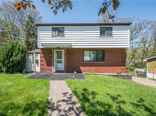 114 Fox Chase Dr, Verona, PA