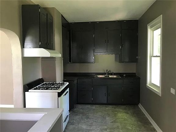 5th image of 509 S Ash Ave