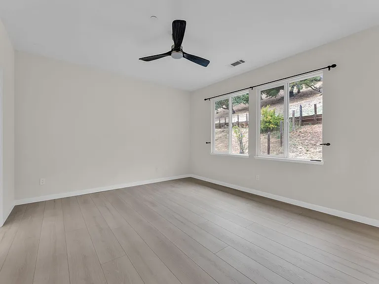32 Rowe Ranch Dr — Photo 25