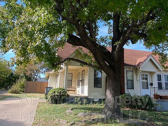 3rd image of 1628 S Indianapolis Ave