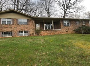 305 Moody Hill Rd, Tazewell, TN 37879