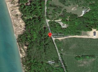 4321 S Lakeshore Dr, Ludington, MI 49431