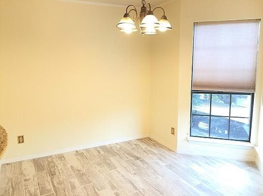 3rd image of 1510 W North Loop Blvd APT 431