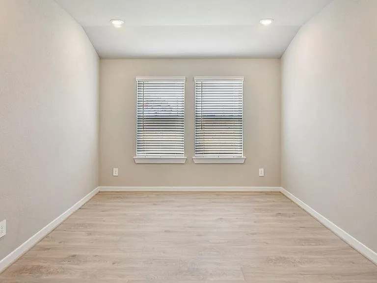 2131 Rawls Ranch Ct — Photo 27