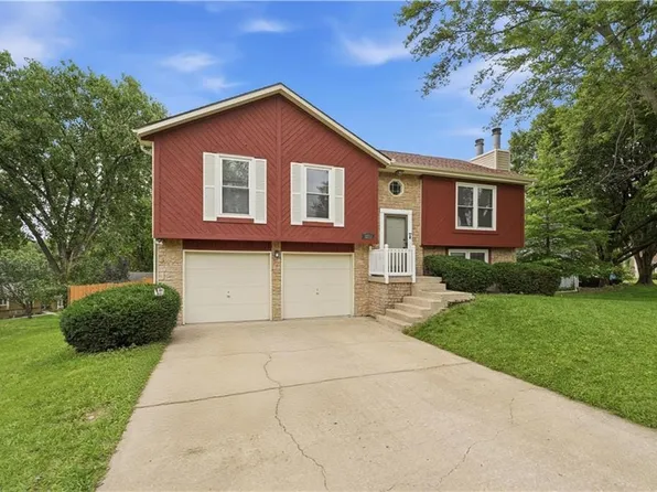 12113 W 48th Ter, Shawnee, KS 66216