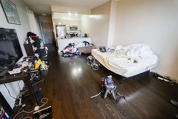 Rented by Manhattan Management LLC | media 2