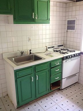 2nd image of 1357 Thatcher Ave