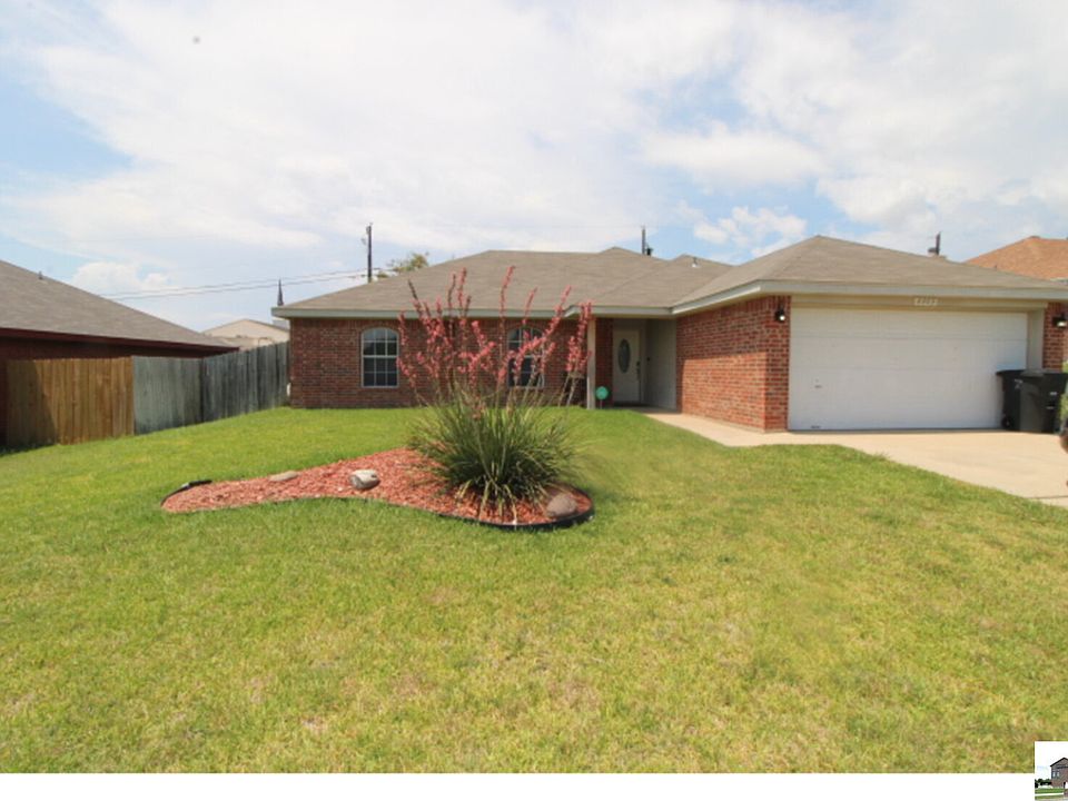 1st image of 3303 Solomon Dr