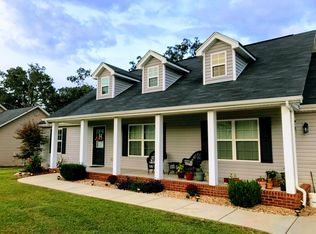 10065 Falcon Crest Dr, Ooltewah, TN 37363