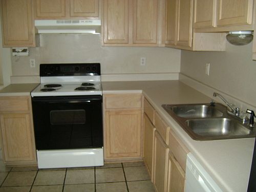 3rd image of 204 W Mary Jane Dr APT B