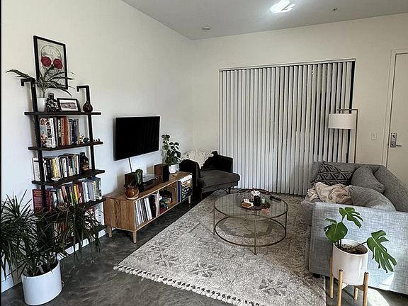 4th image of 4136 30th St #304