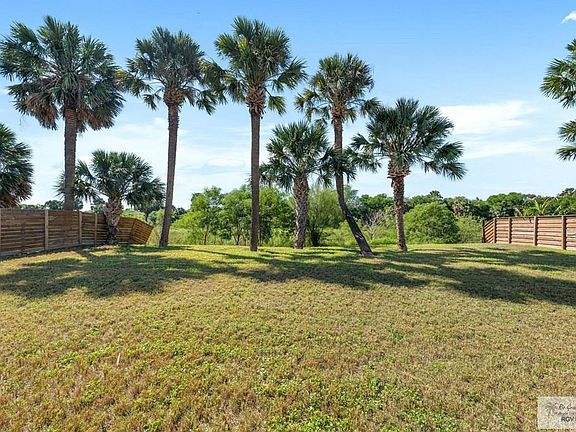 3rd image of 7280 Rain Forest Dr