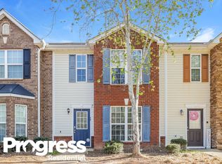 1911 Grove Way, Hampton, GA 30228