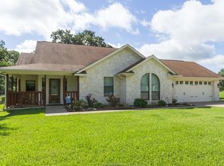 6464 Waterway Dr, College Station, TX 77845