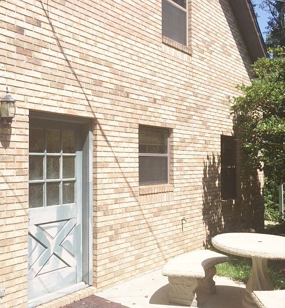 2nd image of 103 Dennis Ln