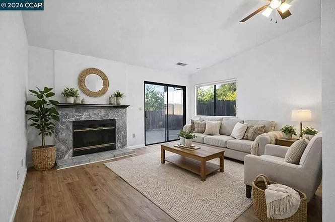 237 Starboard Dr — Photo 6