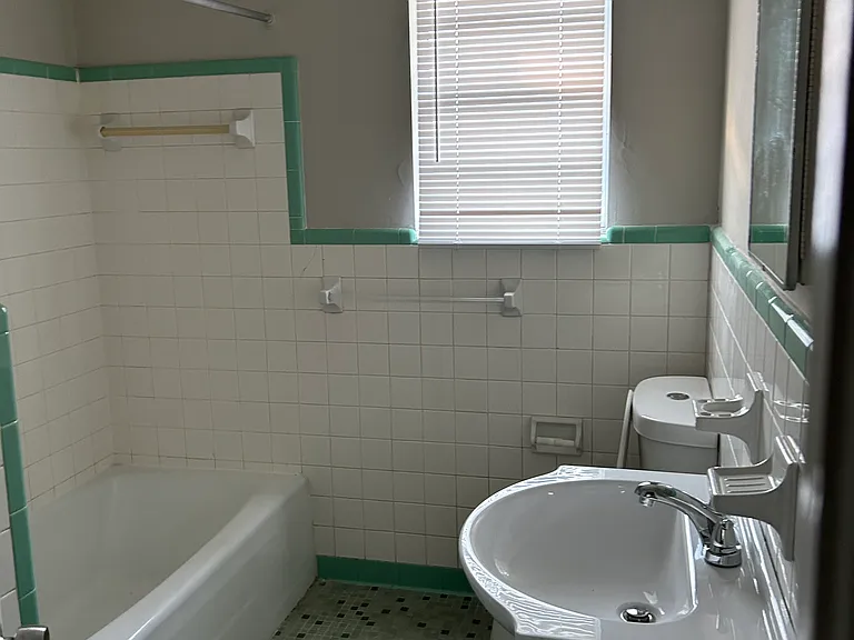 4602 Hyde Ave #1 — Photo 8