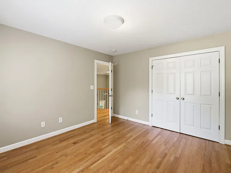 6 Bramerton Ct — Photo 25