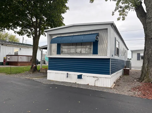 451 E Main St #18, Russells Point, OH 43348