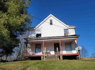 3300 Channel Rd NE, Carrollton, OH 44615