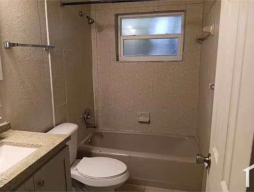 1 bed, 800 sqft, $1,695 — Photo 3