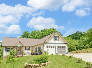 256 White Meadows Dr, Blairsville, GA 30512