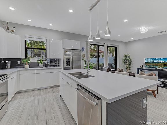 5th image of 20904 NW 1st Ct #20904