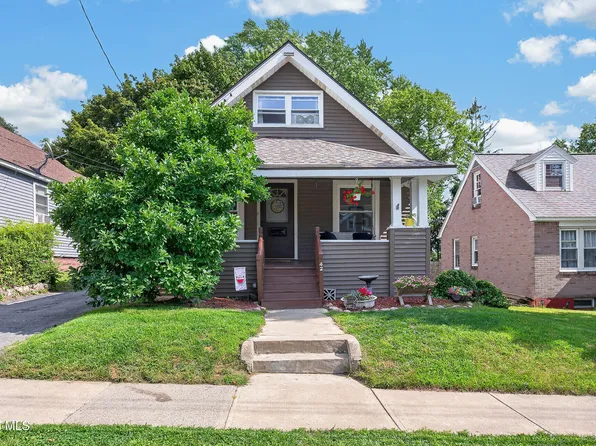 42 Jackson Avenue, Schenectady, NY 12304