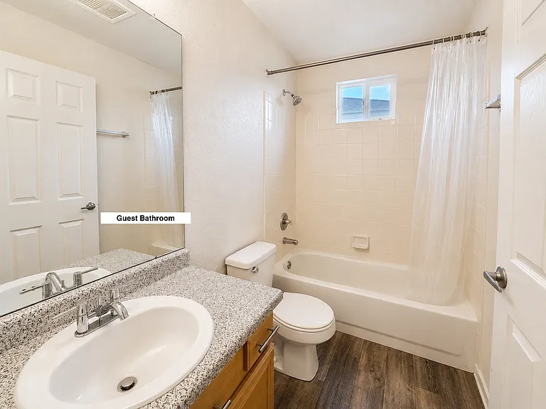 2nd floor shared bathroom