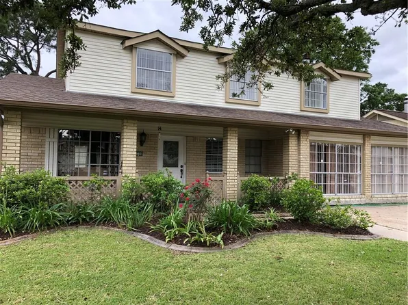 5720 Parkaire Dr, Metairie, LA 70003