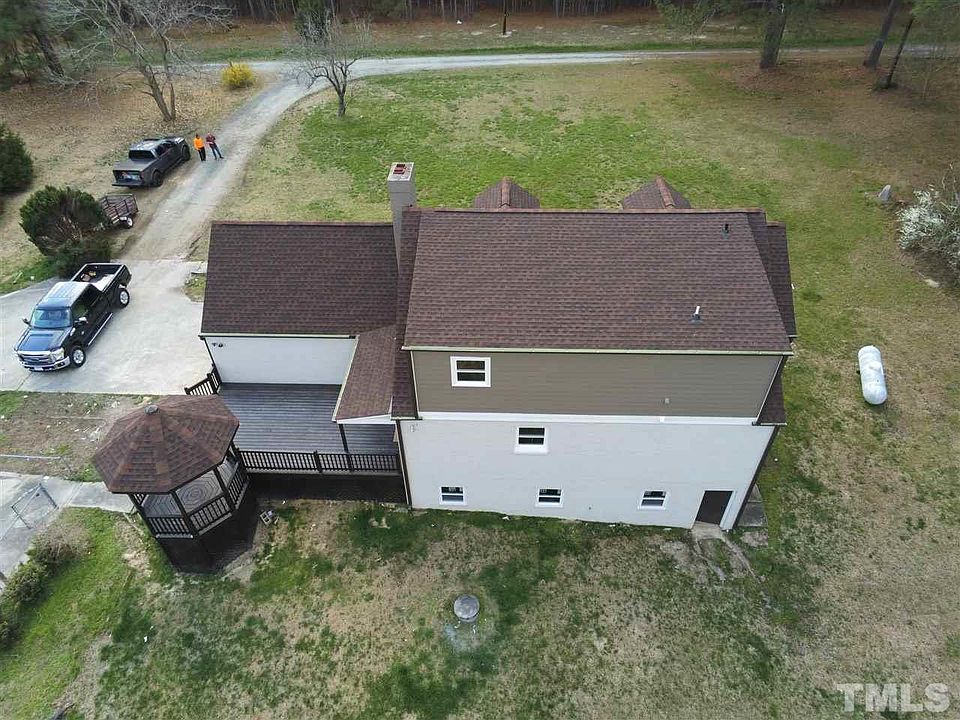 2nd image of 2502 Hollyheight Dr