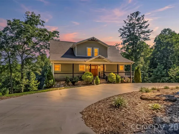 94 Fairway Dr S, Nebo, NC 28761