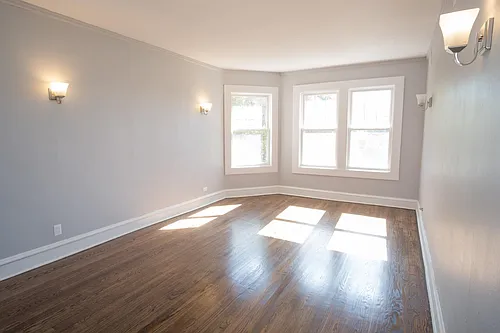 3051 N Troy St #1 Photo 1