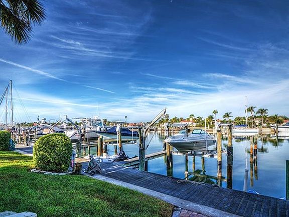 2nd image of 360 Pinellas Bayway S