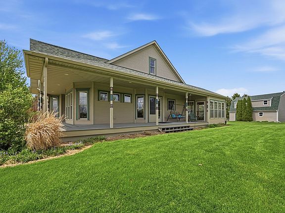 2nd image of 3402 S Paw Paw Road
