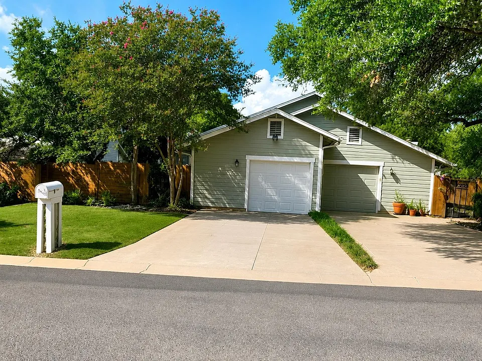 3215 W William Cannon Dr #B