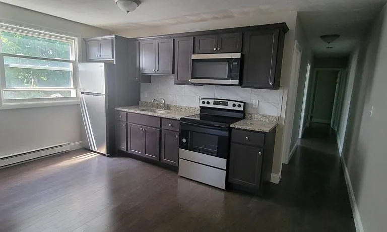 99 Irving St — Photo 1