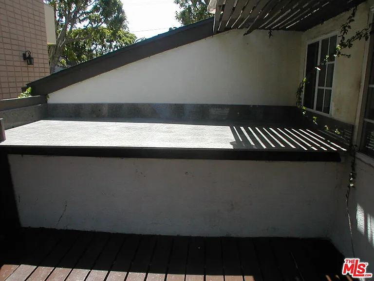 1227 Franklin St #B — Photo 16