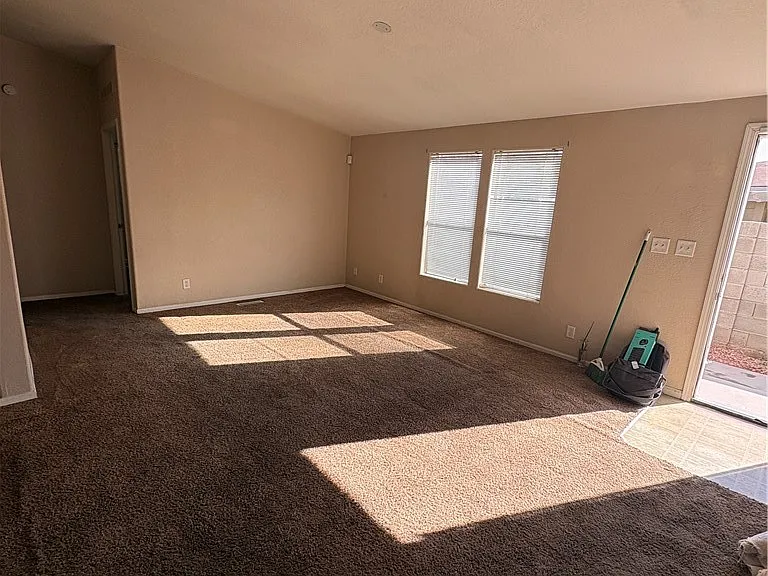 1755 Peanut Ct — Photo 3