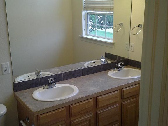 5th image of 3618 Palermo Ave