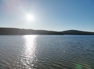 30 Forest Trail Dr, Turner, ME 04282