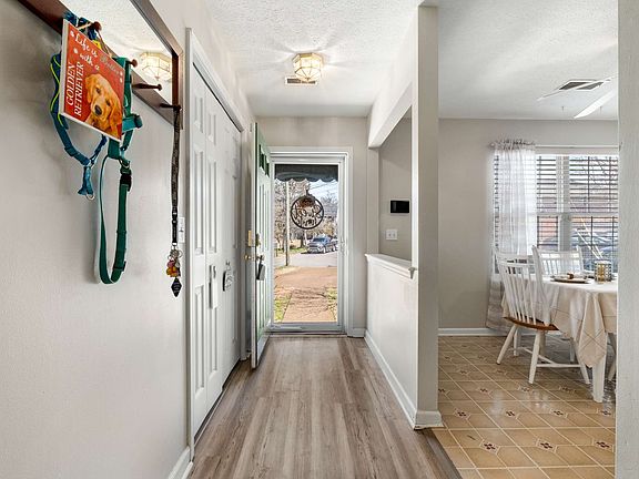 5th image of 908 Lauren Ct