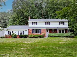 2 Ashley Dr, Ballston Lake, NY 12019